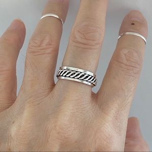 😍TOP SELLER😍 Sterling Silver Unisex Celtic Spinner Band Ring, Wedding Bands
